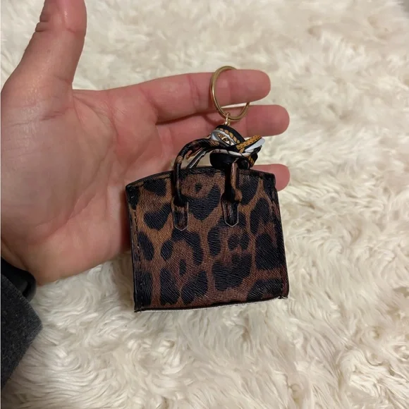 Leopard Print Mini Bag Keychain - Picture 3 of 5